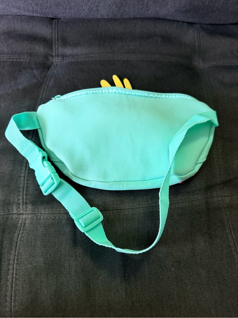 Disney Aqua Kids Character Waist Bag with Pink Bow - Picture 2 of 3
